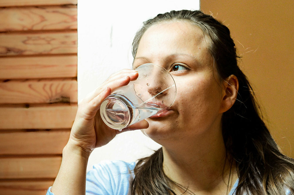 The risk factors associated with dehydration